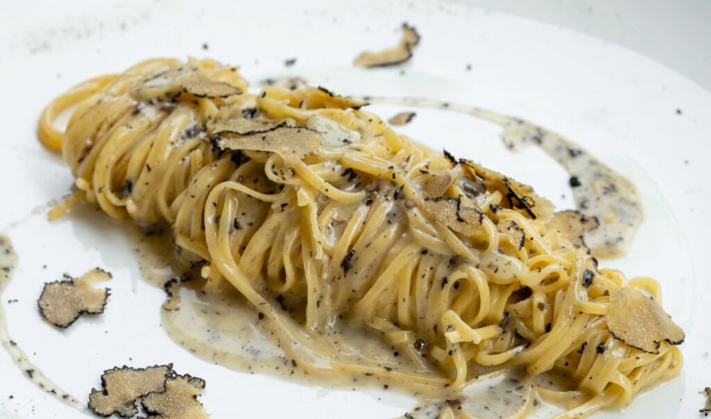 A Beginner's Guide to Black Truffles . All about Truffles and recipes ...